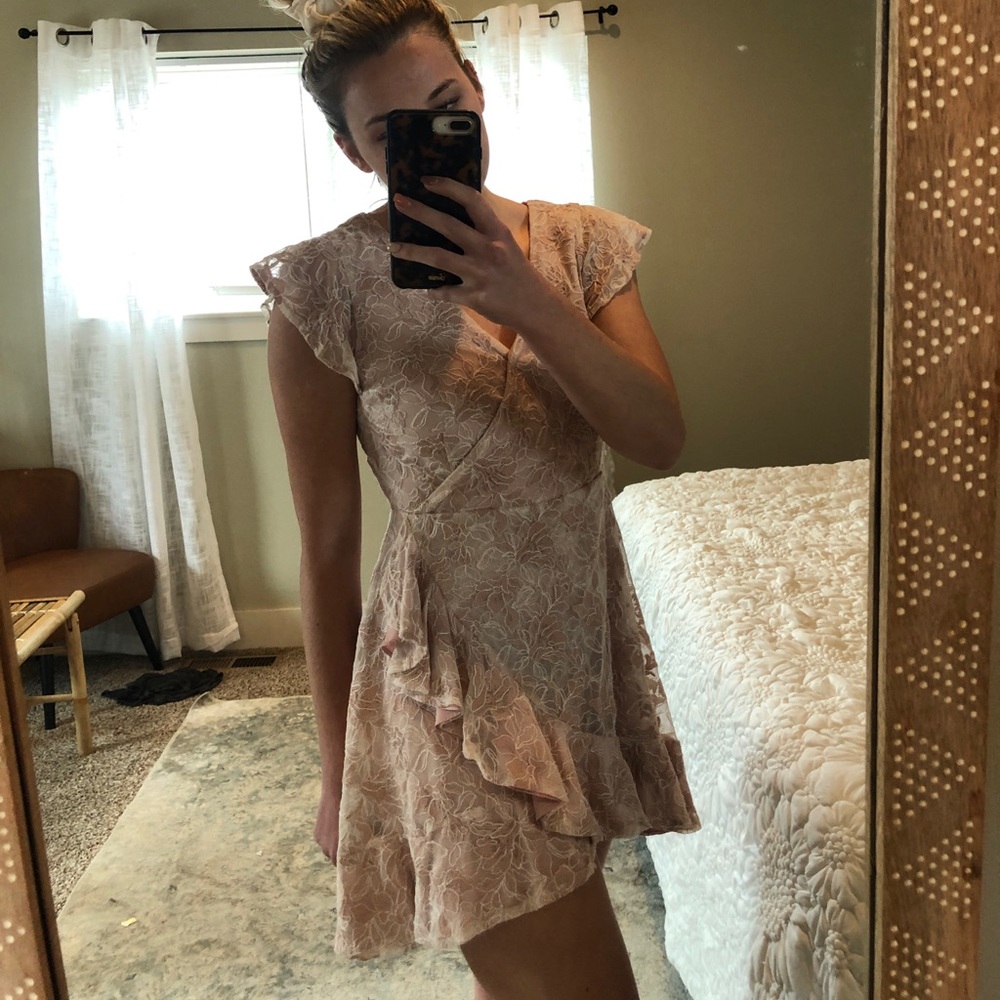 BB Dakota-pale pink dress
